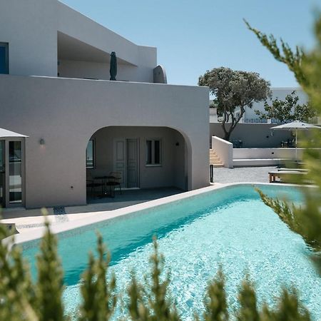 Elements Cozy Suites Pyrgos Eksteriør billede