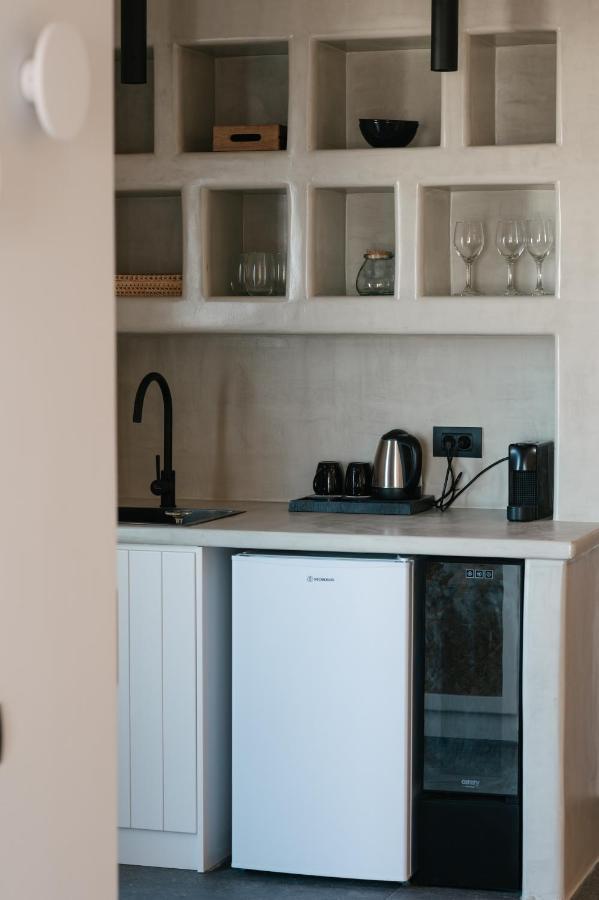 Elements Cozy Suites Pyrgos Eksteriør billede