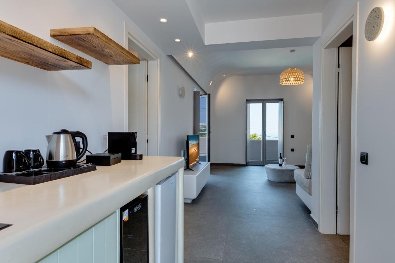 Elements Cozy Suites Pyrgos Eksteriør billede