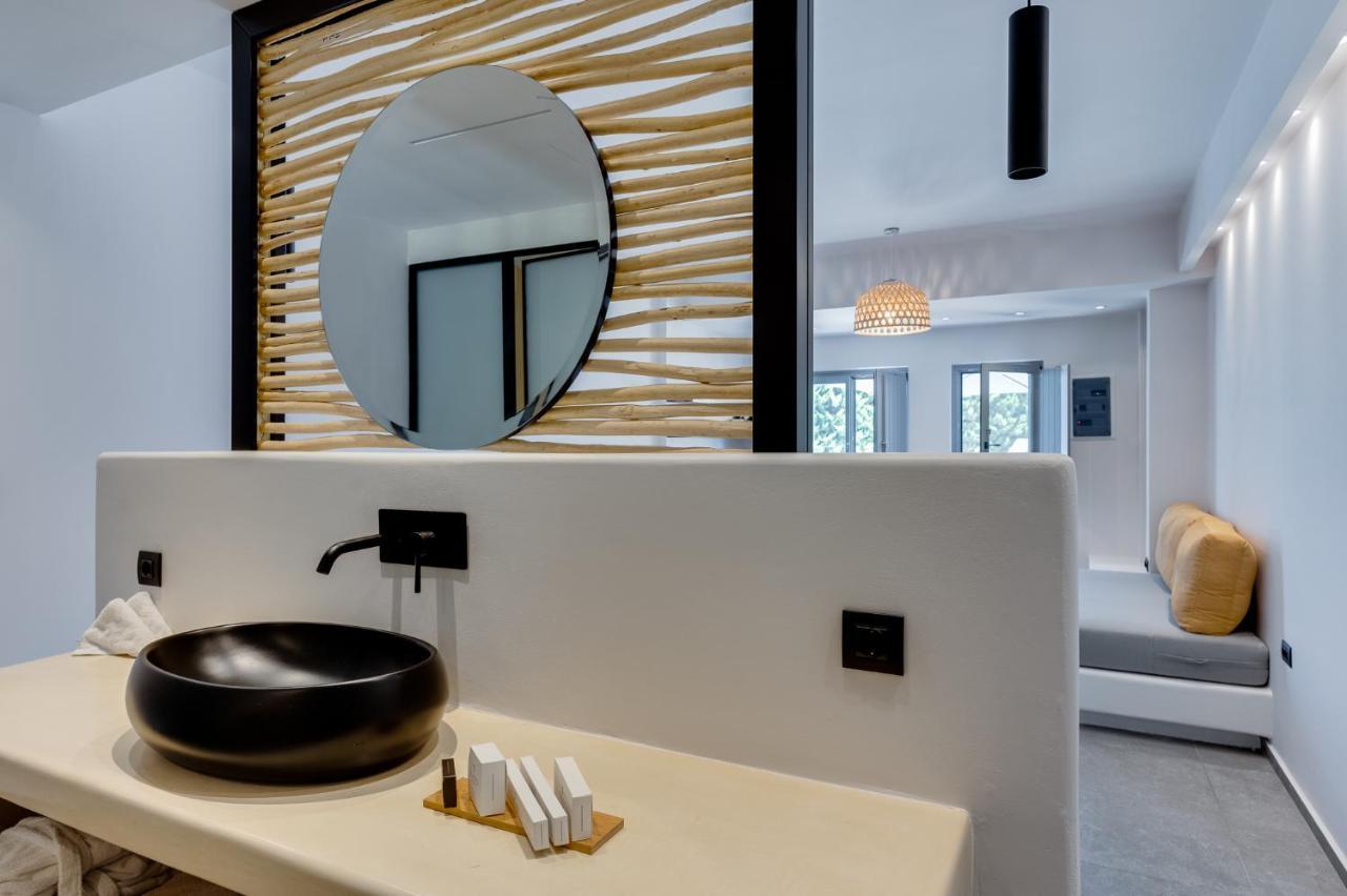 Elements Cozy Suites Pyrgos Eksteriør billede
