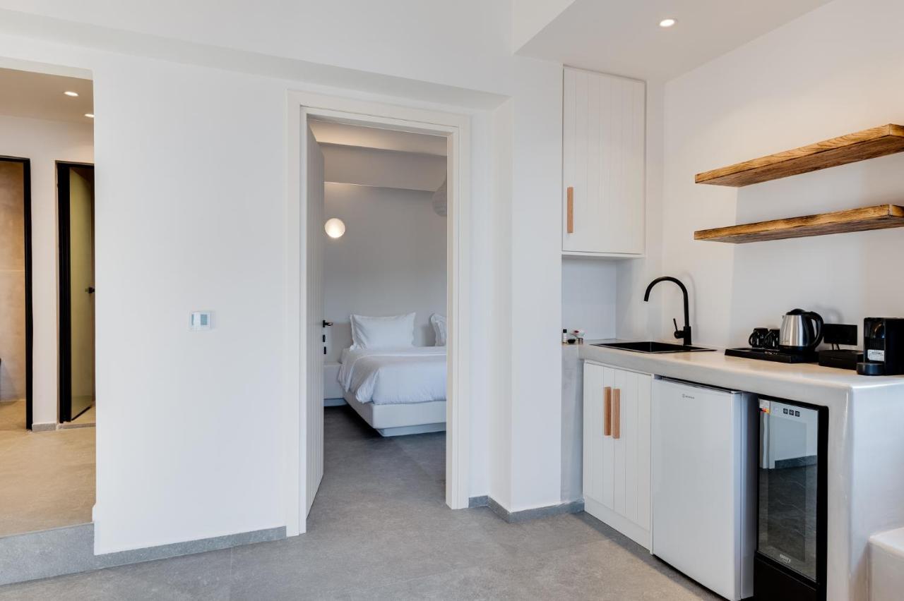 Elements Cozy Suites Pyrgos Eksteriør billede